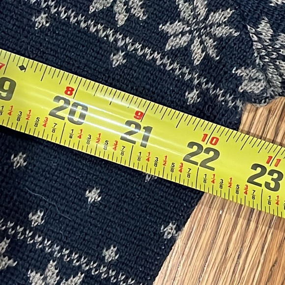 Demetre Sweater - Picture 5 of 8